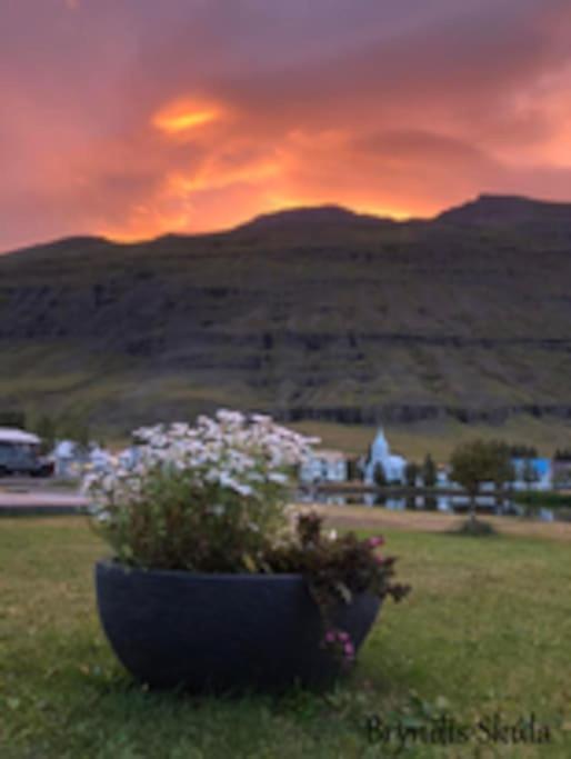 Nylenda Apartment Seythisfjorthur Exterior photo